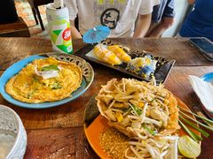 -Pad Thai Kratong Thong by ama