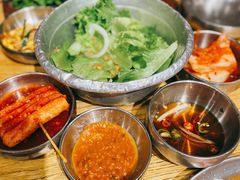 餐前小菜-姜虎东白丁烤肉(虹桥天地店)