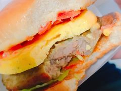 瀑布芝士汁汁厚作牛肉汉堡-肯德基(巴沟店)