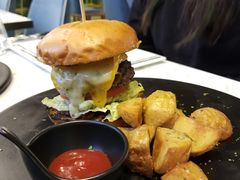 -La Mer Restaurant & Lounge