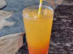 金巴利橙汁-三亚湾皇冠假日度假酒店·临风大堂酒廊