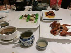 烤乳鸽-广州酒家(文昌总店)