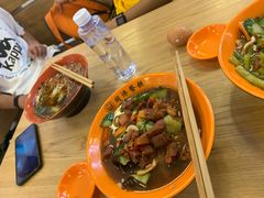 -同济大学本部学苑饮食广场