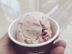 草莓冰淇淋-哈根达斯(泉州万达店)