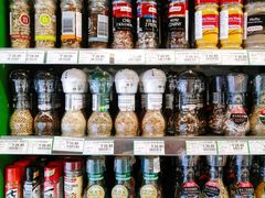 -绿叶子超市(公园大道店)