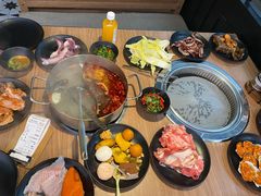 -千滋百味自助烤肉火锅(东门町店)