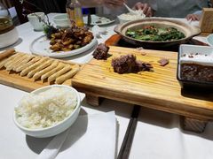 -巷子里小酒馆(繁荣路店)