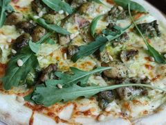 罗勒叶鸡肉菌菇披萨-G+KITCHEN(龙湖狮山天街店)