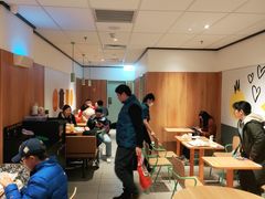 大堂-麦当劳(玉桥中路店)