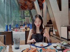 -深圳隐秀山居酒店