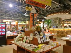 -博览书店(越秀悦汇天地店)