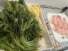 -天宜隆蘑菇宴火锅(石景山旗舰店)