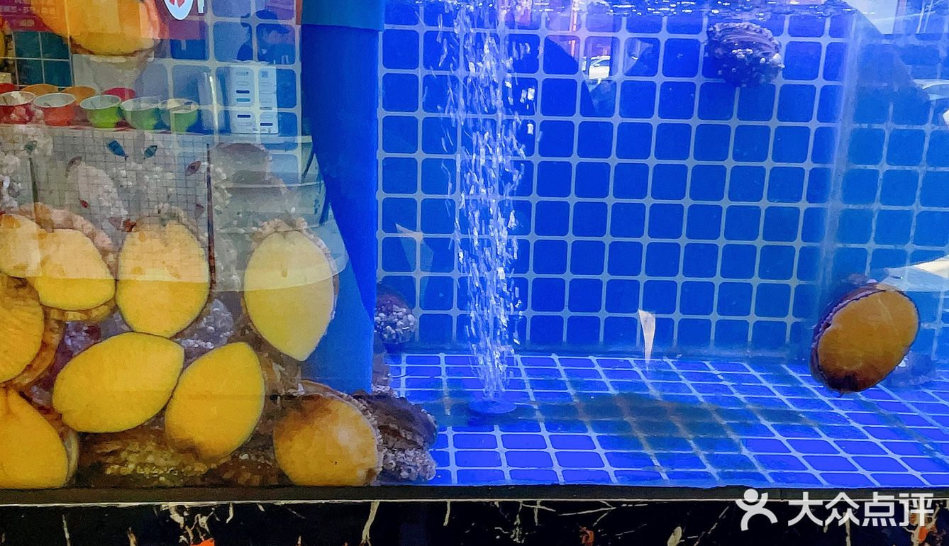 这家火锅店🍲太好吃啦[加油]