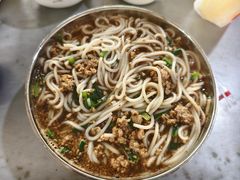 -正宗杨记普洱酸醋米线(总店)