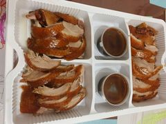 -皇城根·烤鸭·鱼头·家常菜(欧亚大观乐活城店)