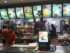 -德克士(虹桥火车站店)