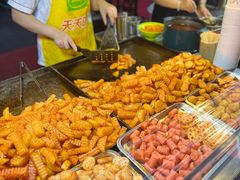 -正宁路小吃夜市