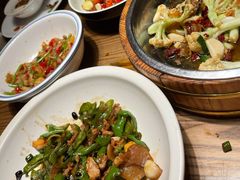-爱碗亭·鲜炒湖南菜(壹城中心店)