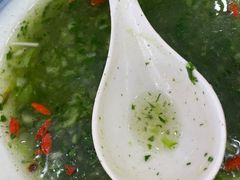 -撒拉人家.酸菜牦牛肉火锅