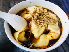 -笑来喜馄饨小笼工坊店(湖滨街店)