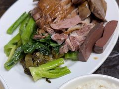 -乌文新澄海卤鹅店