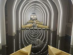 -涨巢·潮玩水疗局