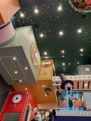 -MELAND CLUB亲子乐园·派对·餐厅(北京芳圆里ID MALL店)