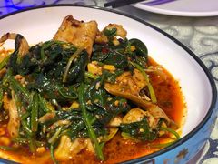 -巴特餐饮6加1音乐餐吧·新疆菜