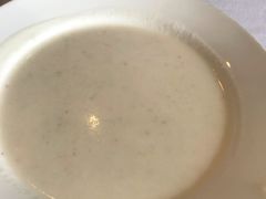 奶油蘑菇汤-小白桦西餐厅