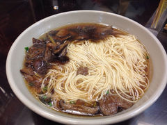 老盛兴苏州汤包馆(定西路二店)-老盛兴·上海小笼汤包馆(武夷店)