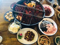 -白乐天毛肚火锅馆(南滨路店)