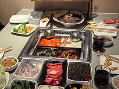 -海底捞火锅(珠影星光城夜宵主题店)