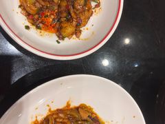 -川流不息·地道川菜·小龙虾(新松江路店)