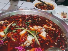 -蛙一刀·麻椒鱼火锅(金仙桥店)