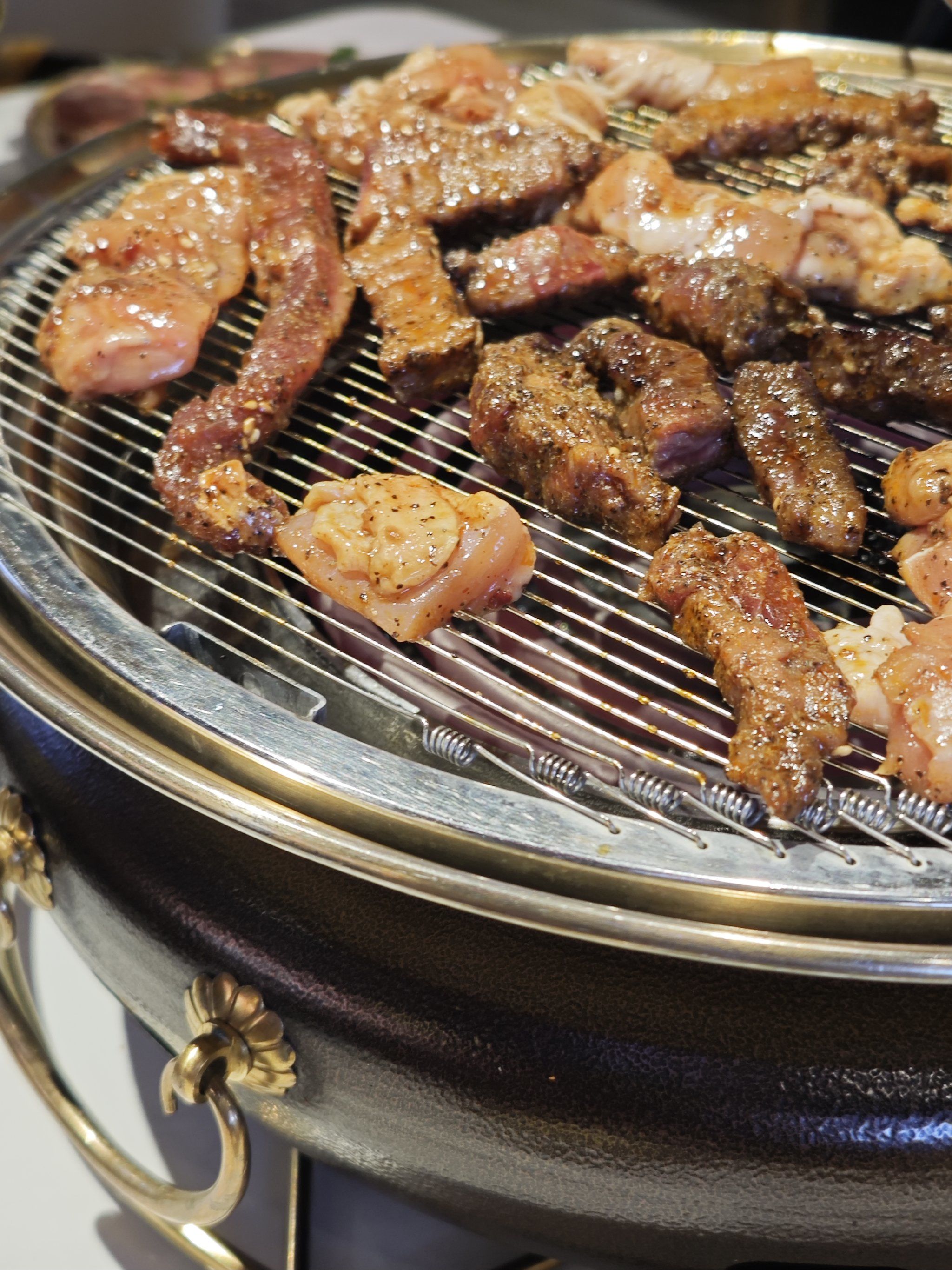来吃烤肉