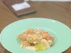 鬼马鲜果虾球-港丽餐厅(杭大店)