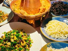 -雀舞云南菜(天津天河城购物中心店)