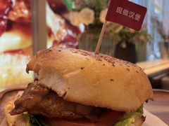 -必胜客(WOW中心城店)