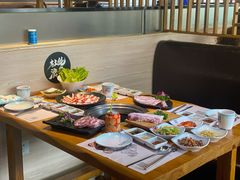 -唯成•韩国炭火烤肉 유성고기