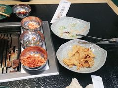 -臻牛烤肉