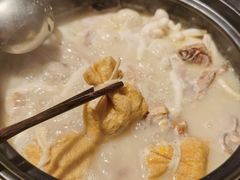 -大匠工房古船木艺术餐厅·猪肚鸡专门店(长白仙岛店)