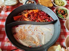 -赵美丽·重庆社区火锅·直营店(火车东站·中豪国际店)