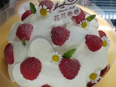 -花花卷卷·鲜食蛋糕(静安久光百货店)