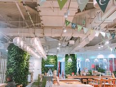 大堂-奈雪的茶(市百一店)