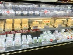 -红宝石·鲜奶小方·海派西点房(长阳店)