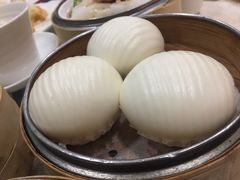 港式蛋黄流沙包-麒麟山景大酒店岭南汇海鲜酒家(沙井店)