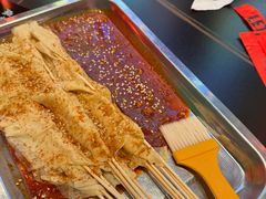 -多嘴超级肉蟹煲(杉杉国潮主题店)
