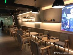 -瑞幸咖啡(1+1大厦店)
