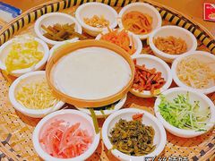 -包整·丝娃娃(一览甲秀楼风景店)