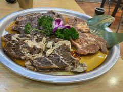 -牛信亭韩国料理·炭火烤肉(紫藤路店)